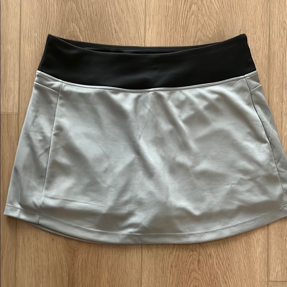 Stylish Black and Gray Skort